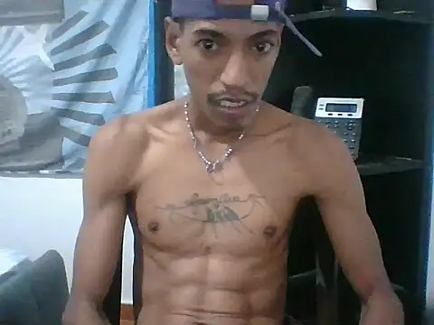 AlbertBigCock online show from April 15, 4:12 am