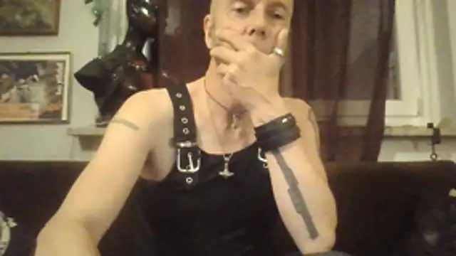 SHARPSkinhead online show from July 27, 10:28 pm