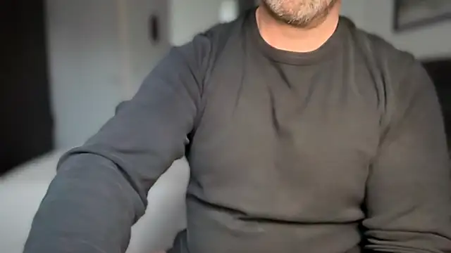 Mr Beef online show from October 31, 2:09 pm