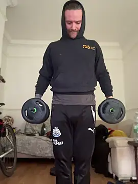 terryhawk online show from February 1, 11:32 am