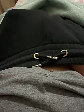 anonimotarado12 online show from April 7, 8:20 pm