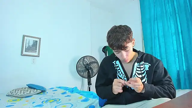 AlessandroDybala online show from March 21, 1:04 pm