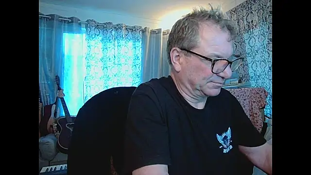 coryassman online show from December 9, 11:09 pm