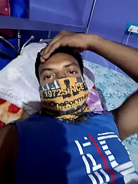 model yesx online show from February 28, 5:34 pm