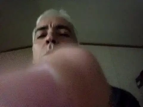 Xoc8  online show from November 3, 6:06 am