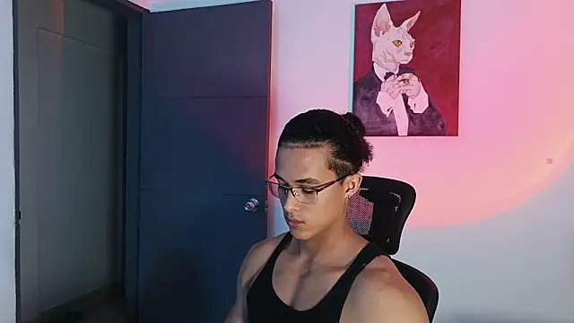 alejo x3 online show from May 16, 1:25 am