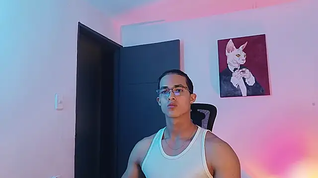 alejo x3 online show from January 7, 1:43 am