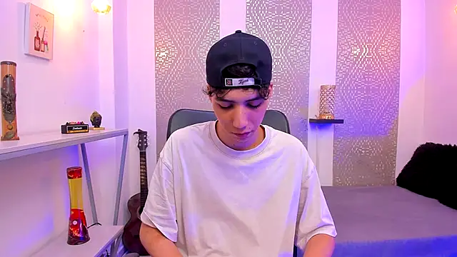 Nikolay Gregori online show from November 19, 4:34 am