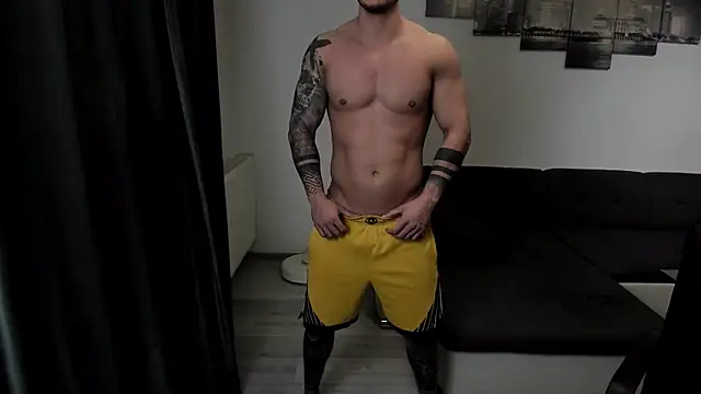 Richarddarell1 online show from December 20, 6:20 am