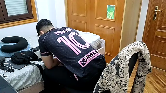 Jackyrose online show from February 18, 3:21 pm