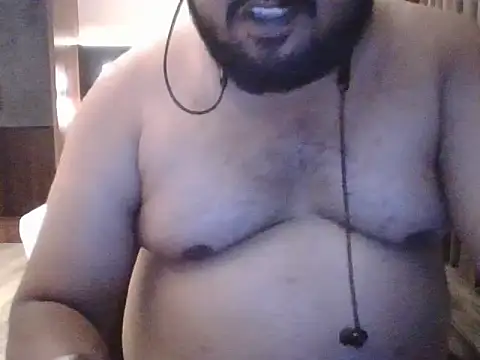 Hunk-Hand6 online show from October 9, 2:11 pm