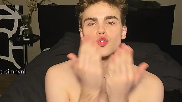 simonwnl online show from December 14, 7:54 pm