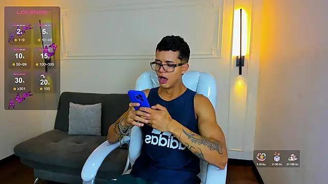 Paradise boy s online show from December 2, 3:48 pm