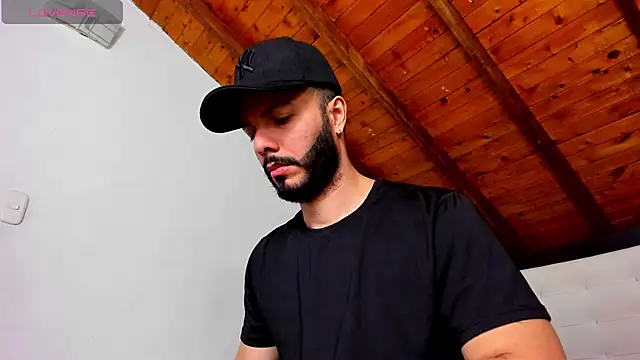 Tom Bailey online show from April 13, 3:23 pm