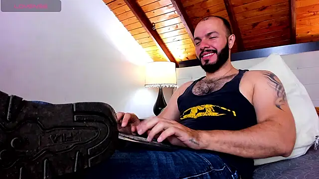 Tom Bailey online show from November 2, 1:26 pm