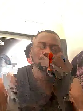 FREAKYBLAC23 online show from February 18, 11:44 am