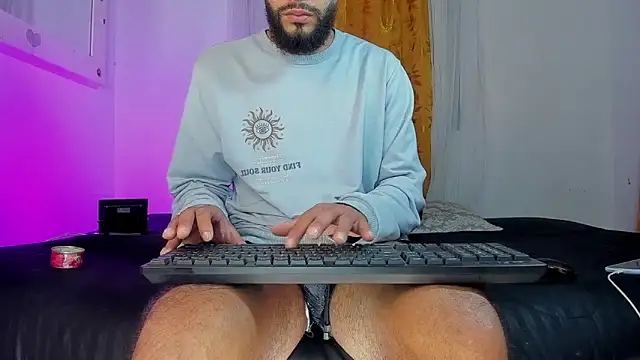 estiben 05 online show from March 17, 3:36 pm