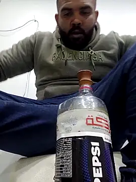 Snapshot of ListedLoin chatting on February 21, 4:37 pm ListedLoin online show from February 21, 4:37 pm