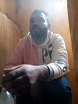 Snapshot of ListedLoin chatting on January 22, 9:02 am ListedLoin online show from January 22, 9:02 am