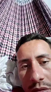 Snapshot of luissilva0071 chatting on March 14, 11:09 pm luissilva0071 online show from March 14, 11:09 pm