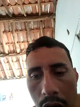 luissilva0071 online show from May 7, 11:32 am