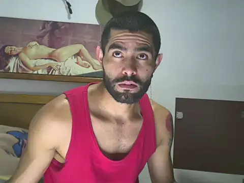 hideonbush051 online show from October 3, 11:48 am