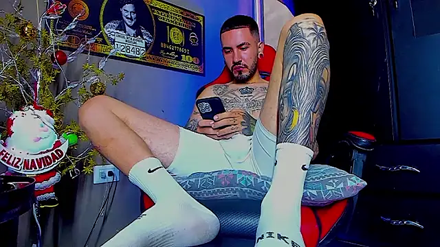 smoker445 online show from December 5, 11:17 am