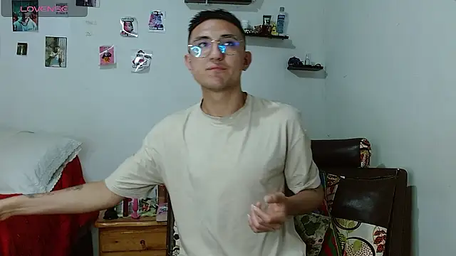 samfox  online show from December 2, 10:10 pm