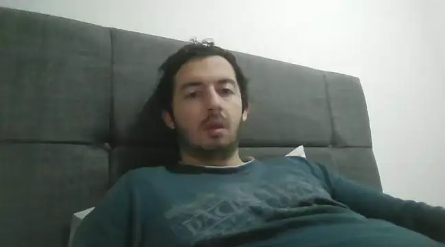 laynufff online show from February 2, 5:32 am