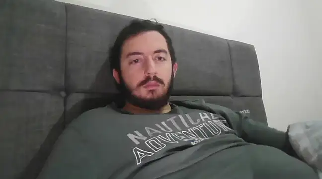 laynufff online show from January 1, 8:02 am