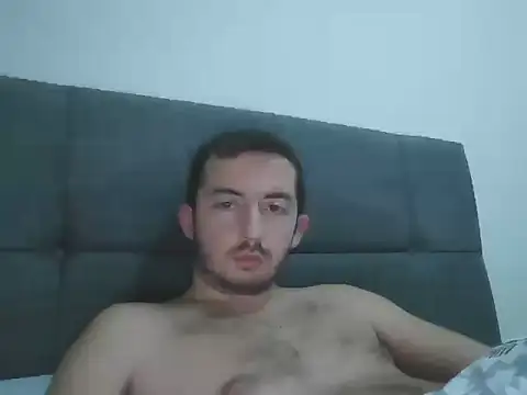 laynufff online show from December 19, 5:10 pm