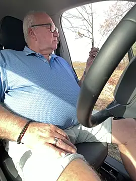 biggandybig online show from March 10, 10:21 am