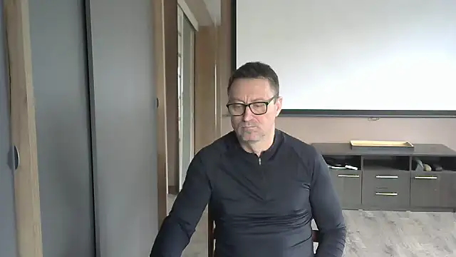 HarrySnake online show from October 11, 8:18 am