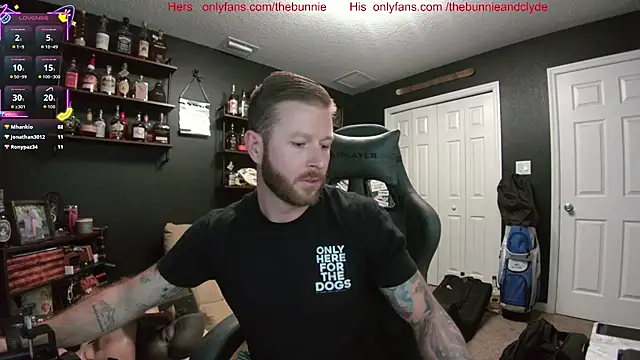 chillinthemosttt online show from November 3, 3:21 am