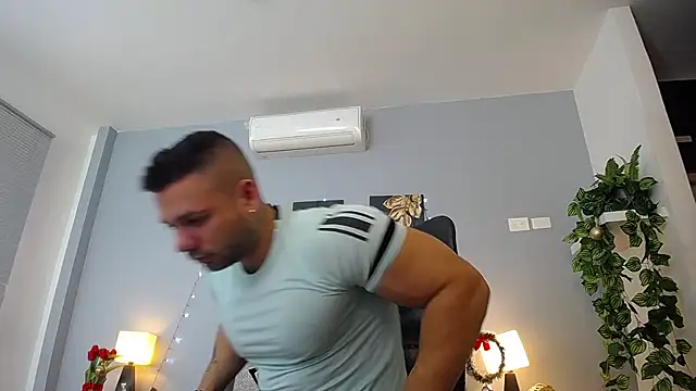 JeremyLowe online show from December 17, 1:05 pm