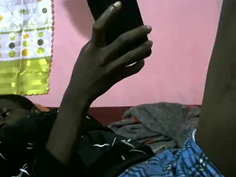 Bigras0011 online show from January 2, 3:48 am