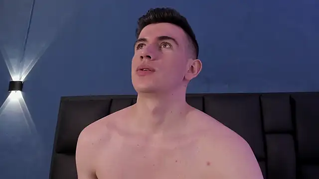 MikaelSlow online show from November 7, 5:11 am