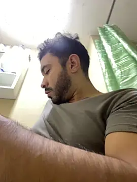 luisfer 98 online show from April 15, 5:51 am