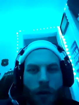 GeneralXMillyX online show from December 14, 6:02 am