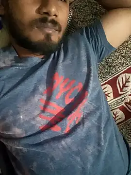 Snapshot of wildboy_simon chatting on January 7, 3:11 pm wildboy simon online show from January 7, 3:11 pm