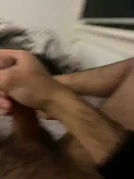 legendcock123 online show from March 5, 9:44 pm