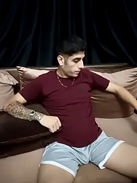 arenn1997 online show from September 14, 10:34 pm