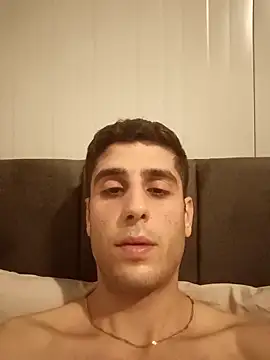 arenn1997 online show from March 2, 10:06 pm