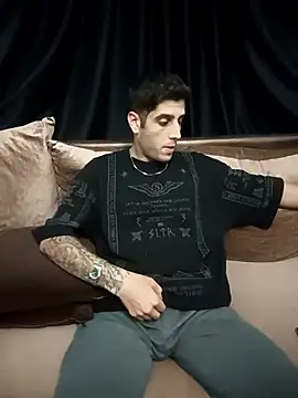 arenn1997 online show from October 10, 11:08 pm