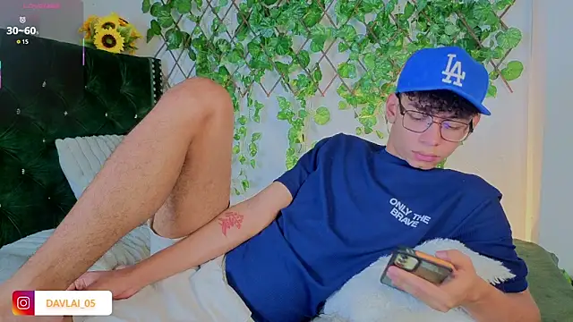 Daviid laidd online show from November 8, 9:40 pm