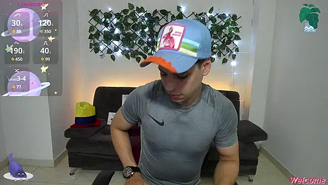 Snapshot of jonathanjoestar_ chatting on January 7, 9:25 pm jonathanjoestar online show from January 7, 9:25 pm