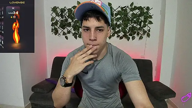 Snapshot of jonathanjoestar_ chatting on December 11, 8:49 pm jonathanjoestar online show from December 11, 8:49 pm