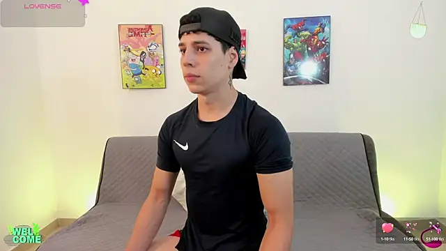 Snapshot of jonathanjoestar_ chatting on September 8, 9:03 pm jonathanjoestar online show from September 8, 9:03 pm