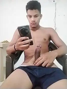 Snapshot of Gutierrez6383 chatting on September 16, 11:33 am Gutierrez6383 online show from September 16, 11:33 am