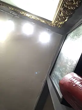 valleyoneofakind online show from February 26, 6:37 am